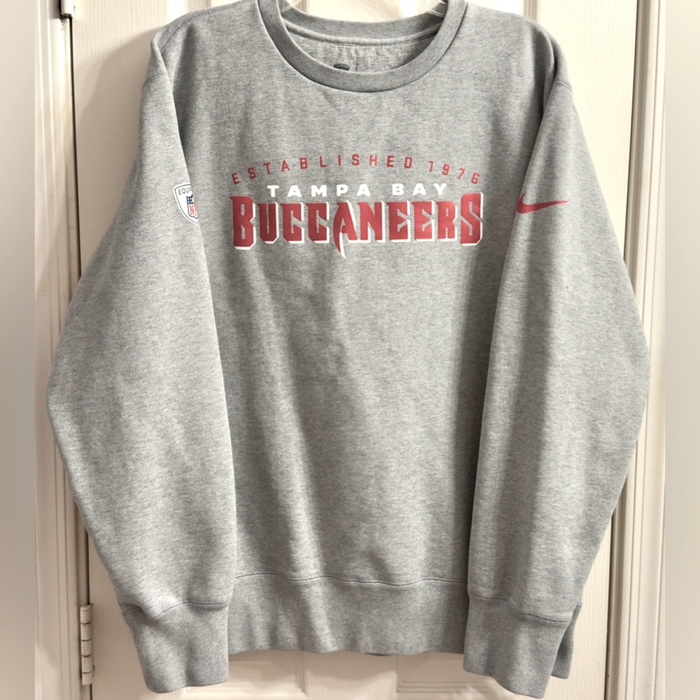 Nike Tampa Bay Buccaneers NFL Heavyweight Pullover Sweatshirt Team Issue Large